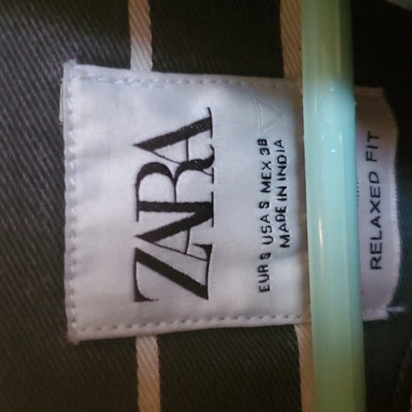 Mens button down - Picture 2 of 4